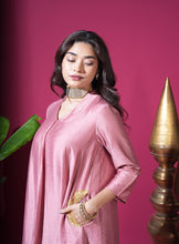 Load image into Gallery viewer, Rose Mor Pocket Kurta Set
