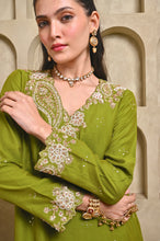 Load image into Gallery viewer, Mehandi Green Paisley Kurta Set