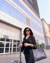 Load image into Gallery viewer, Black Floral Trench Set