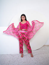Load image into Gallery viewer, Straight Pants With Blouse And Cape