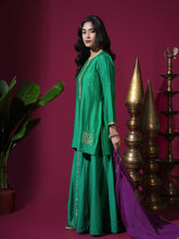 Load image into Gallery viewer, Green Palazzo Kurta With Contrast Dupatta
