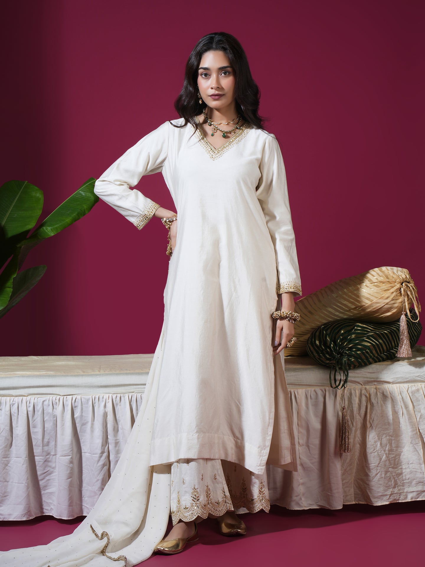 Off White V Neck Marori Kurta Set