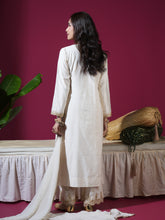 Load image into Gallery viewer, Off White V Neck Marori Kurta Set
