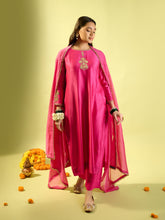 Load image into Gallery viewer, Chand Kurta Set
