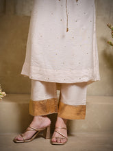 Load image into Gallery viewer, Off White Keri Straight Long Kurta With Pant &amp; Dupatta
