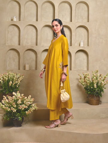 Mustard Lotus Pocket Kurta Set