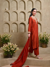 Load image into Gallery viewer, Rust Paisley Kurta Set
